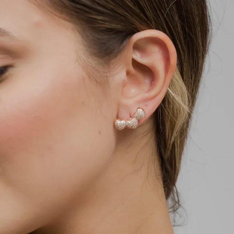 BRINCO EARCUFF CORAÇÕES - MAJU