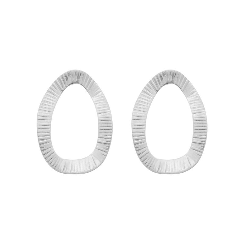 Brinco Oval Detalhado Essencial Banhado Em Ródio