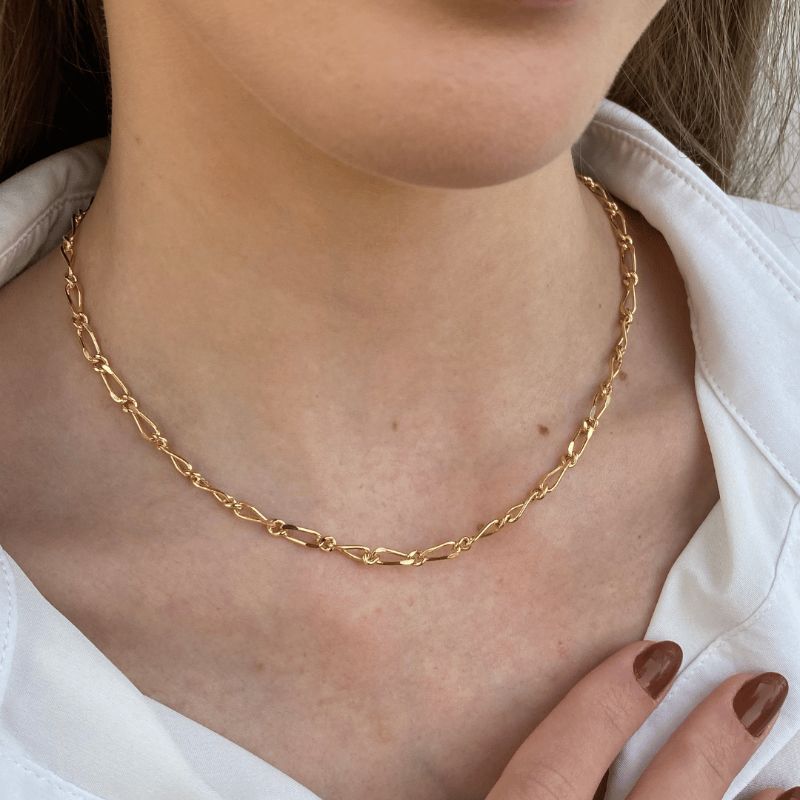 Colar Chocker De Elos Entortadinho Jardim Secreto 35CM Banhado Em Ouro