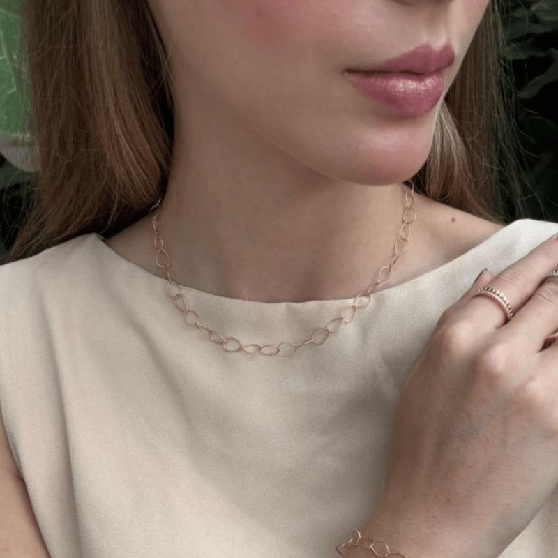 Colar Choker De Elos Gota Textura Craquelada Essencial 40CM Banhado Em Ródio