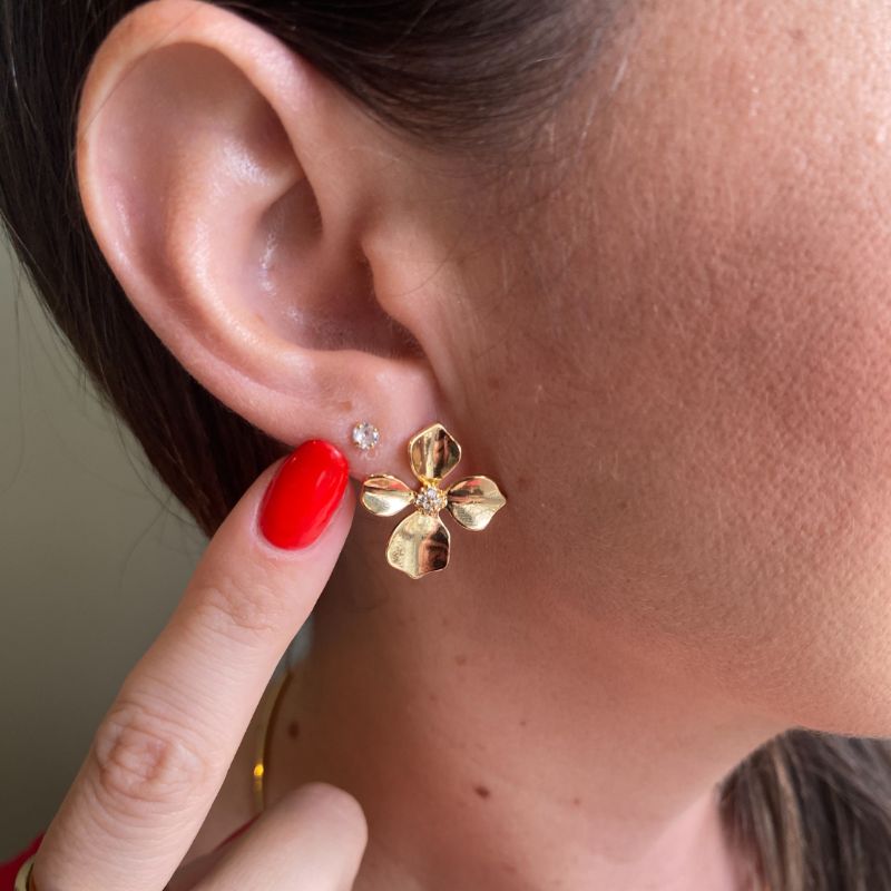 Brinco Flor Com Zirconias Paris Banhado Em Ouro
