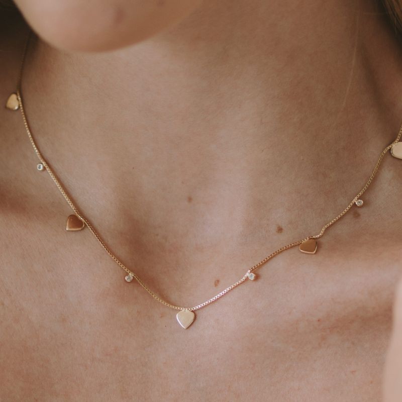 Colar Choker Coração Sara 40CM Banhado Em Ouro